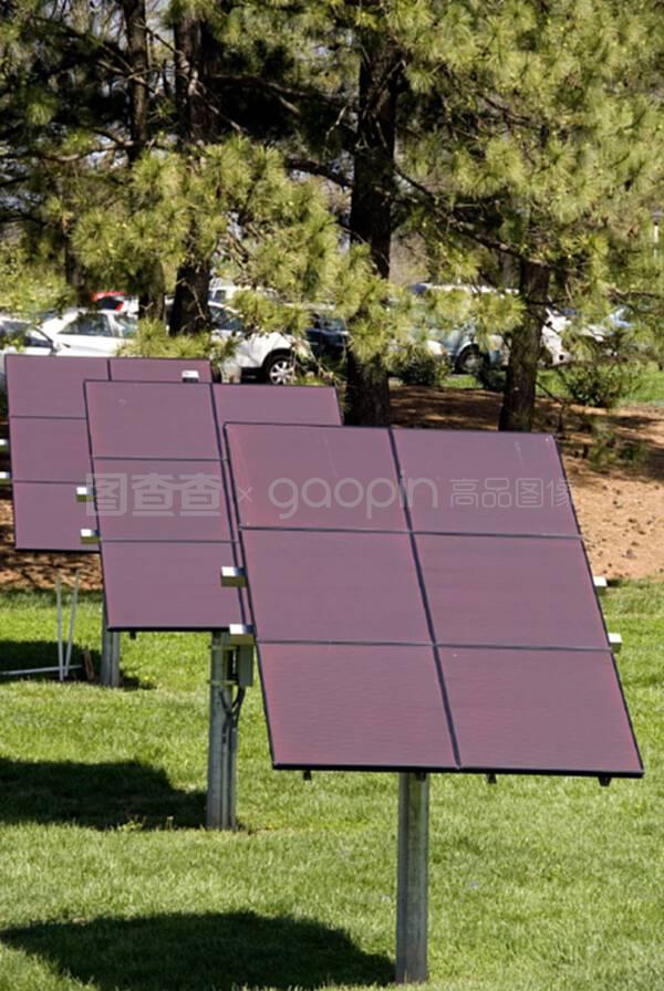 太阳能电池板与光源设备的协同发展 绿色能源照明的未来