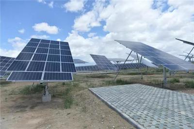 “太阳能光伏发电试验基地”项目通过评审 技术水平达国际先进，光伏行业迎来新里程碑